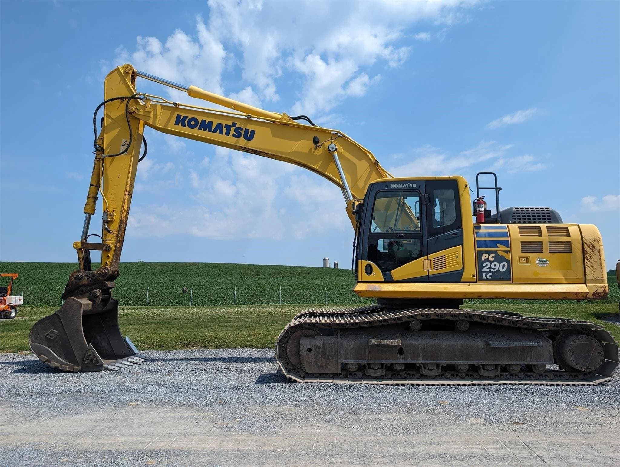 2014 Komatsu PC290LC-10 Crawler Excavator listing photo — photo 1 of 21