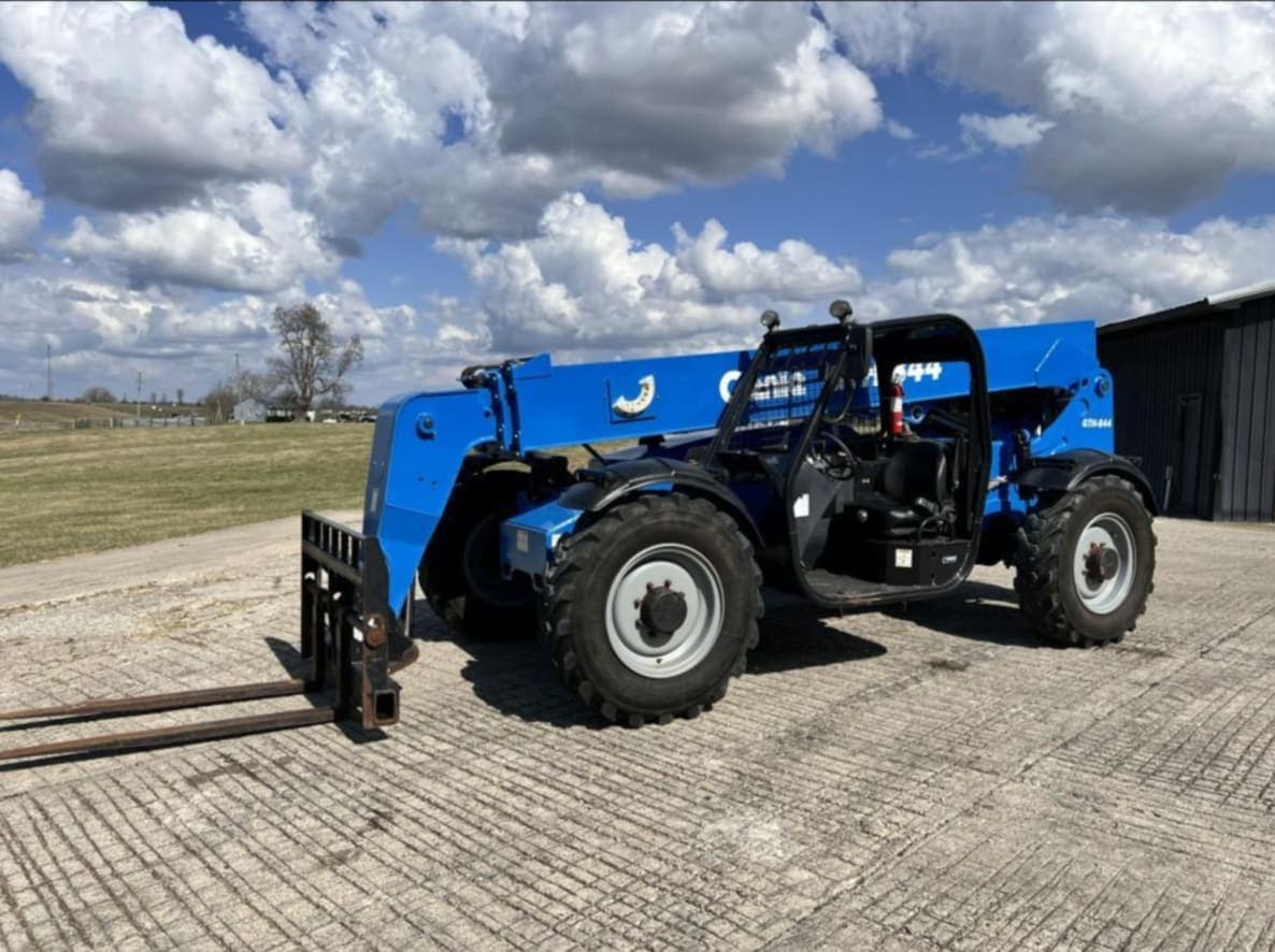2015 Genie GTH-844 Telehandler listing photo