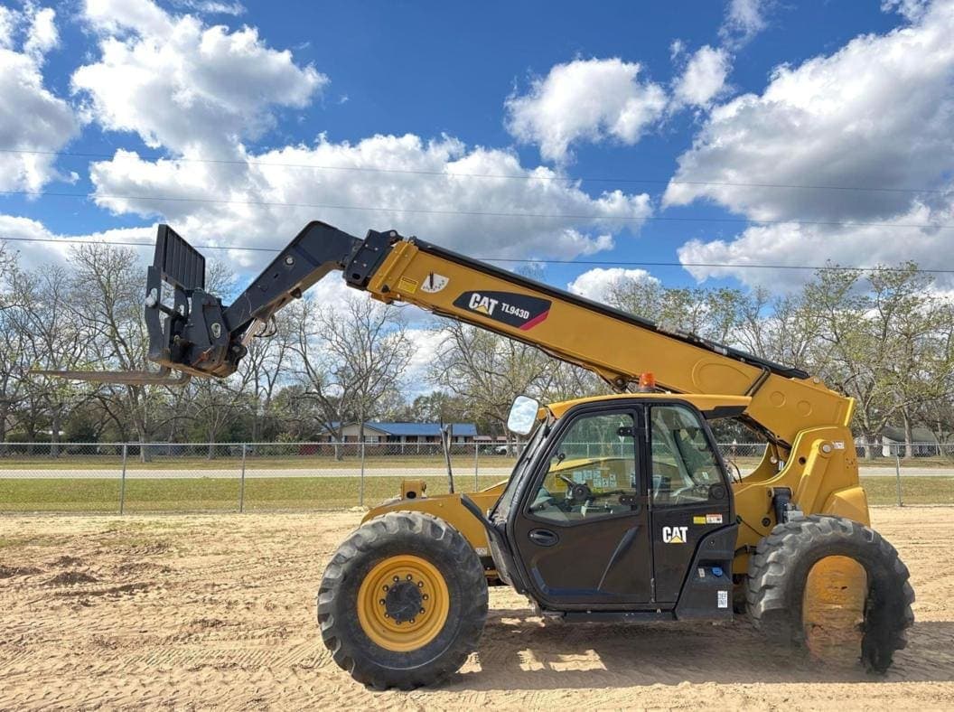 2018 Caterpillar TL943D Telehandler listing photo — photo 1 of 18